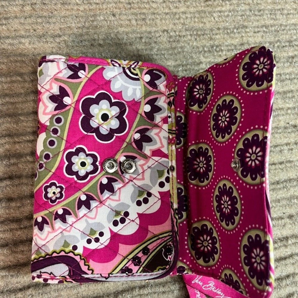 Vera Bradley Plum Crazy Quilted Cotton Trifold Wallet Pink Purple Paisley Floral - Picture 8 of 8